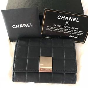 ⛔️SOLD⛔️Authentic Vintage Chanel 6 ring Key holder